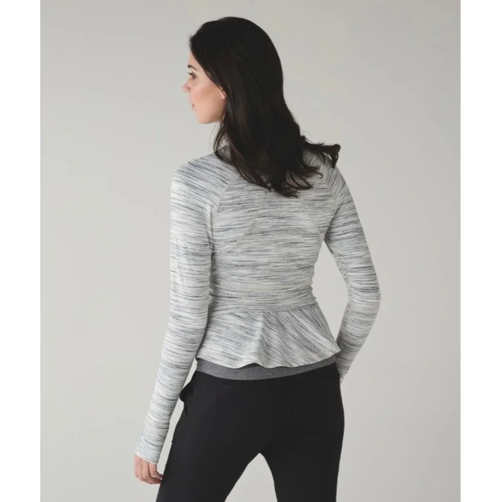 Lululemon Hustle‎ In Your Bustle Jacket Space Dye Camo White Silver Spoon RARE 4